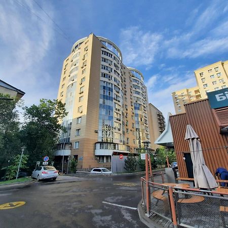 Жк Жастар Атамекен Центр Города, Отличная Локация Almaty Exterior foto